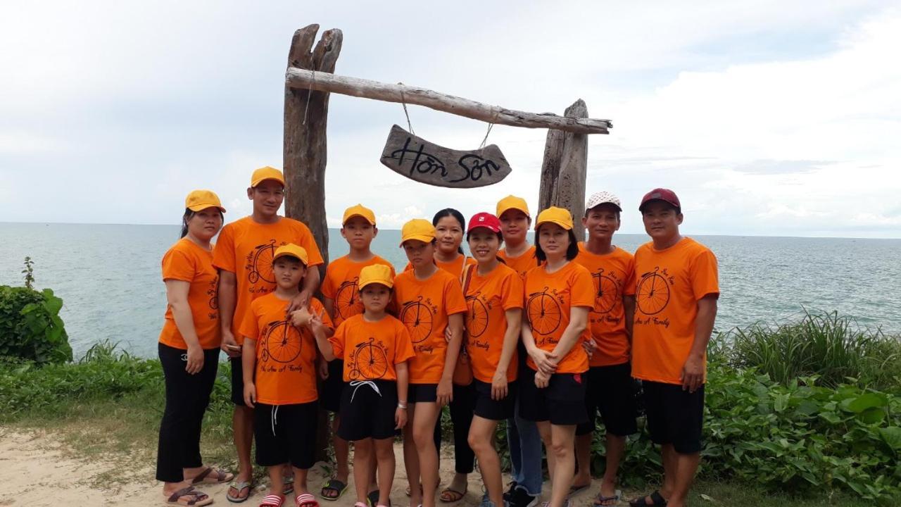 Hotel Nhà Nghỉ NgọC PhuọNg Hon Son Lai Son Esterno foto