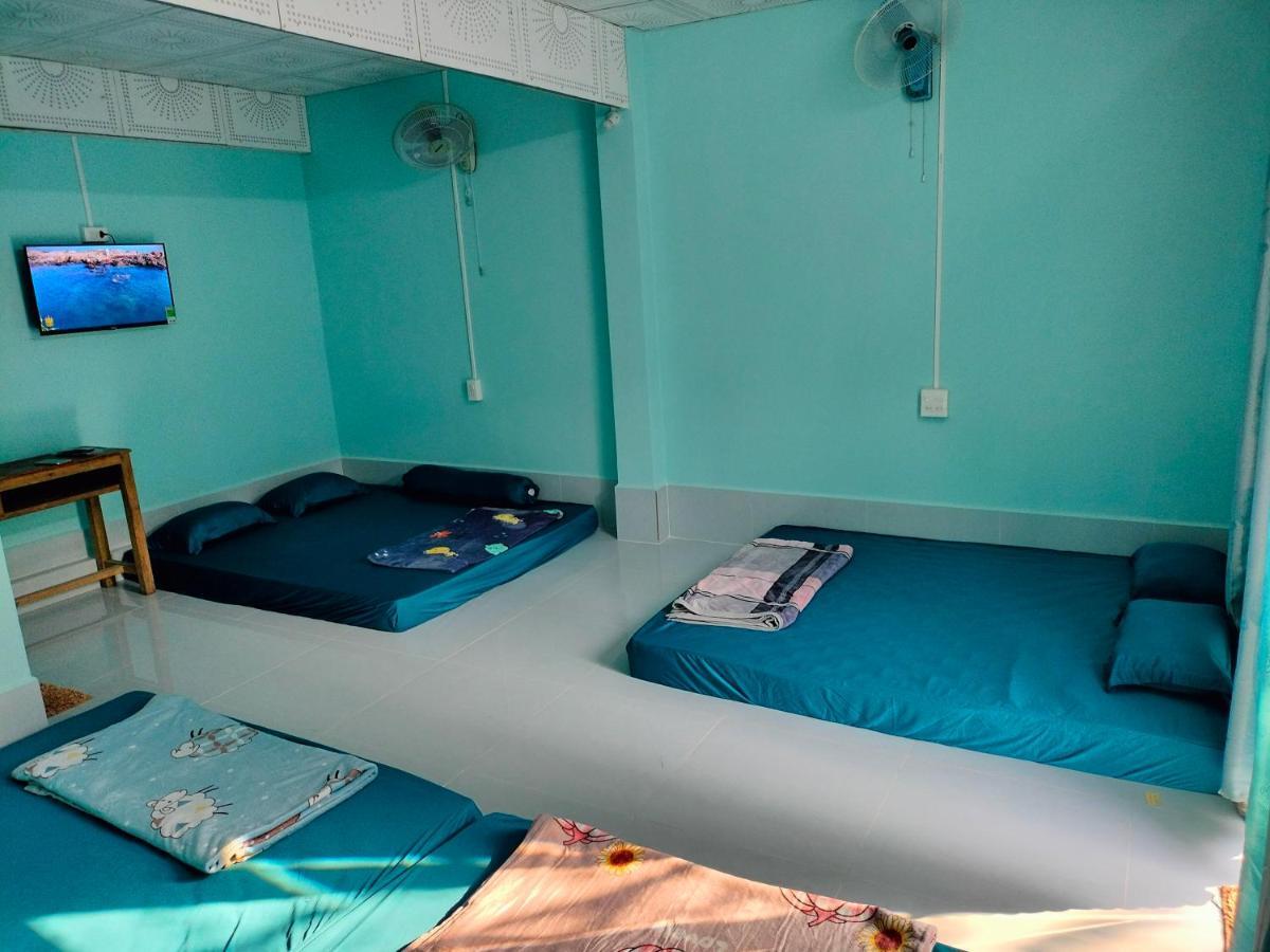 Hotel Nhà Nghỉ NgọC PhuọNg Hon Son Lai Son Esterno foto